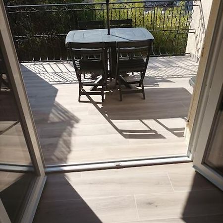 Studio Meuble Climatise Avec Terrasse Draguignan Exteriör bild